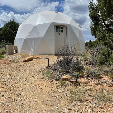 Hotel Blue Mountain Domes - The Wow Experience Monticello Exterior foto