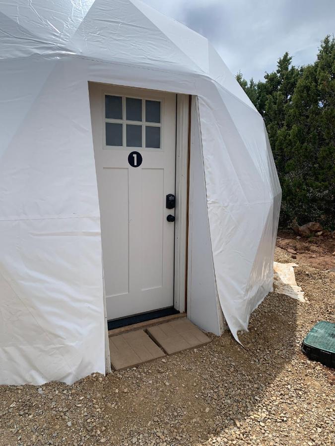 Hotel Blue Mountain Domes - The Wow Experience Monticello Exterior foto
