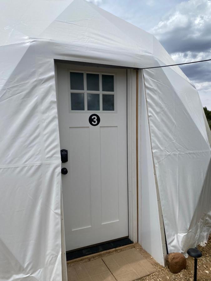 Hotel Blue Mountain Domes - The Wow Experience Monticello Exterior foto