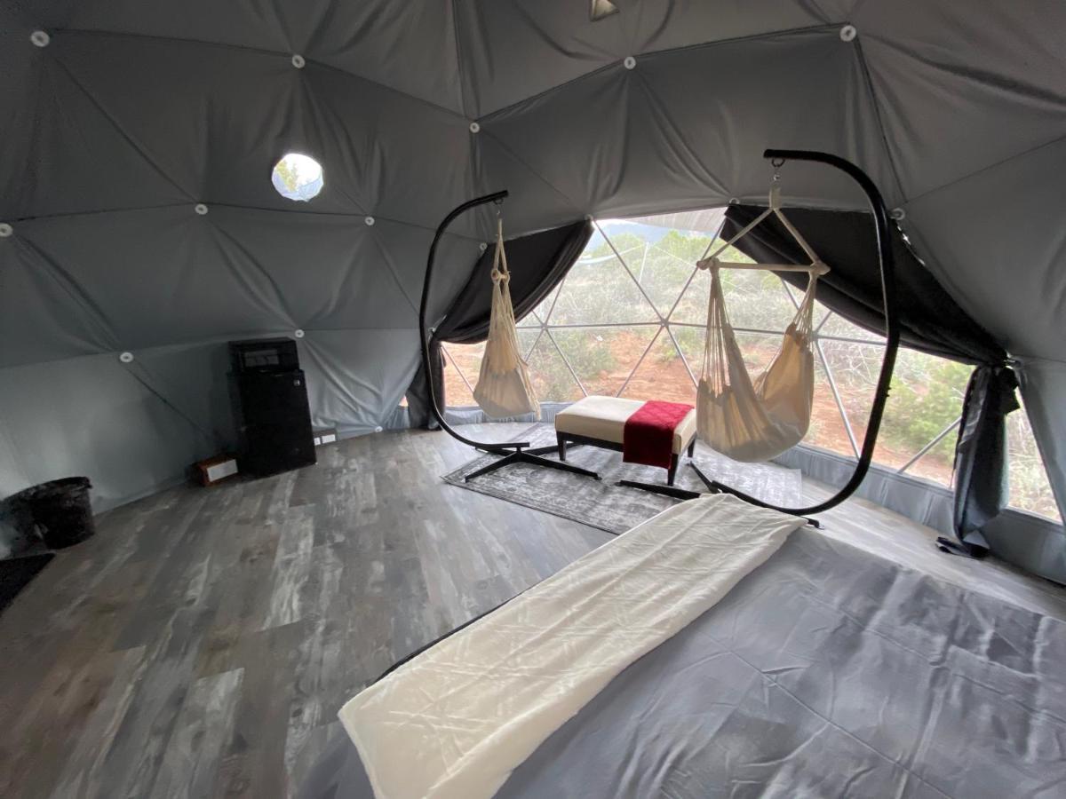 Hotel Blue Mountain Domes - The Wow Experience Monticello Exterior foto